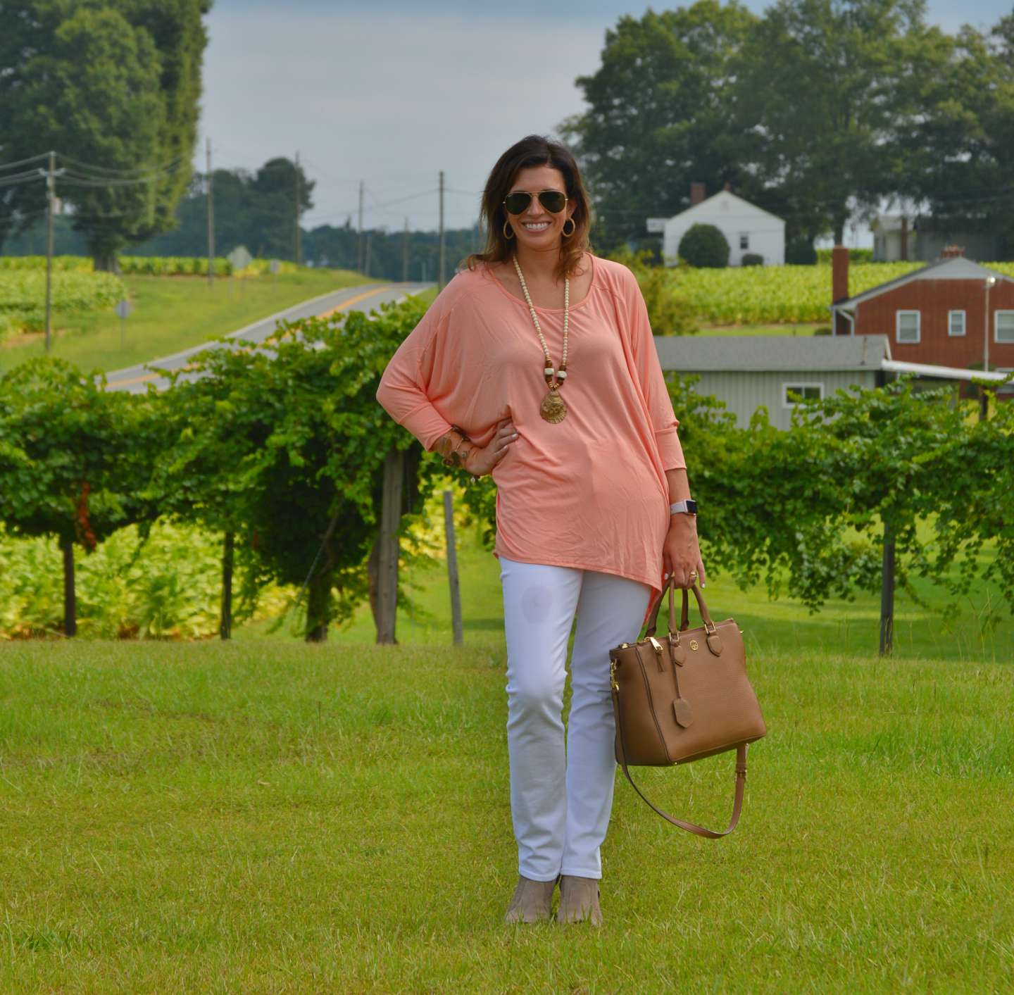 Two Ways to Wear White Jeans for Fall