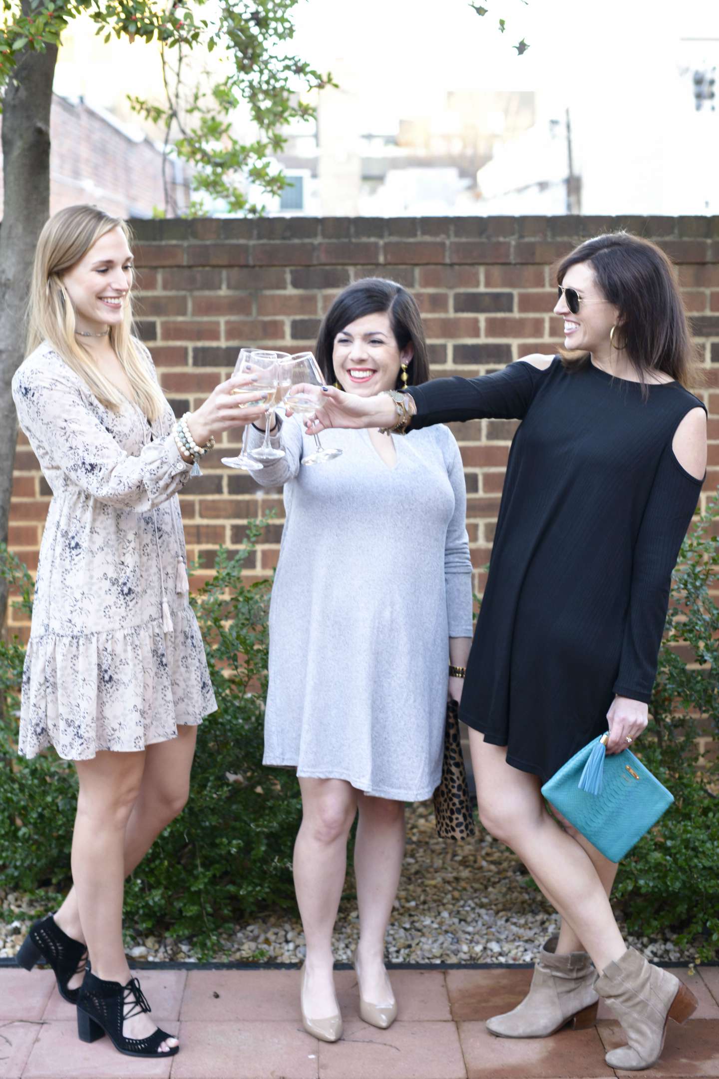 Friday Favorites: Outfits from My Girls' Roadtrip - I'm Fixin' To - @mbg0112