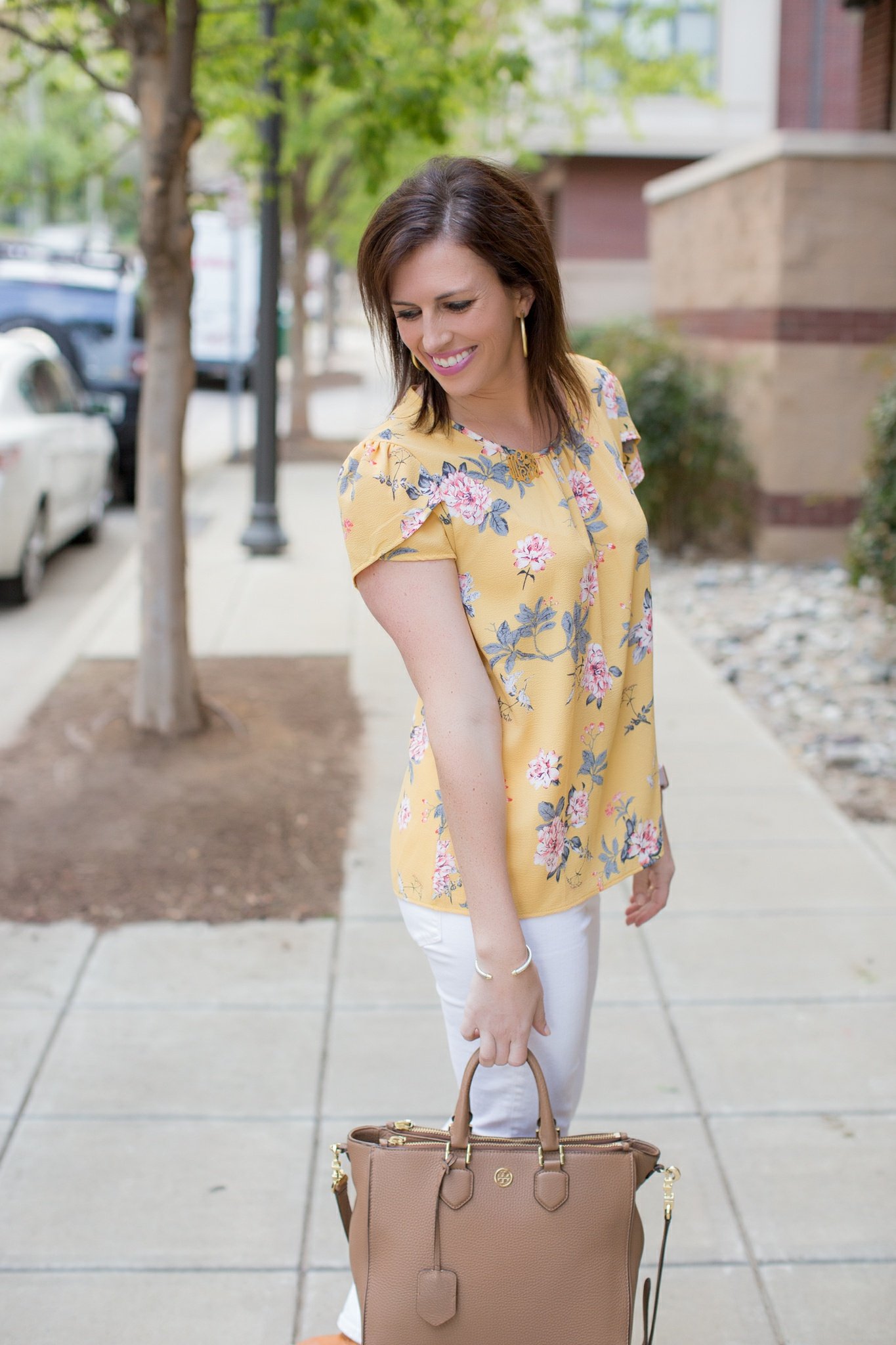 Yellow Florals & White Jeans for Spring - @mbg0112 - I'm Fixin' To