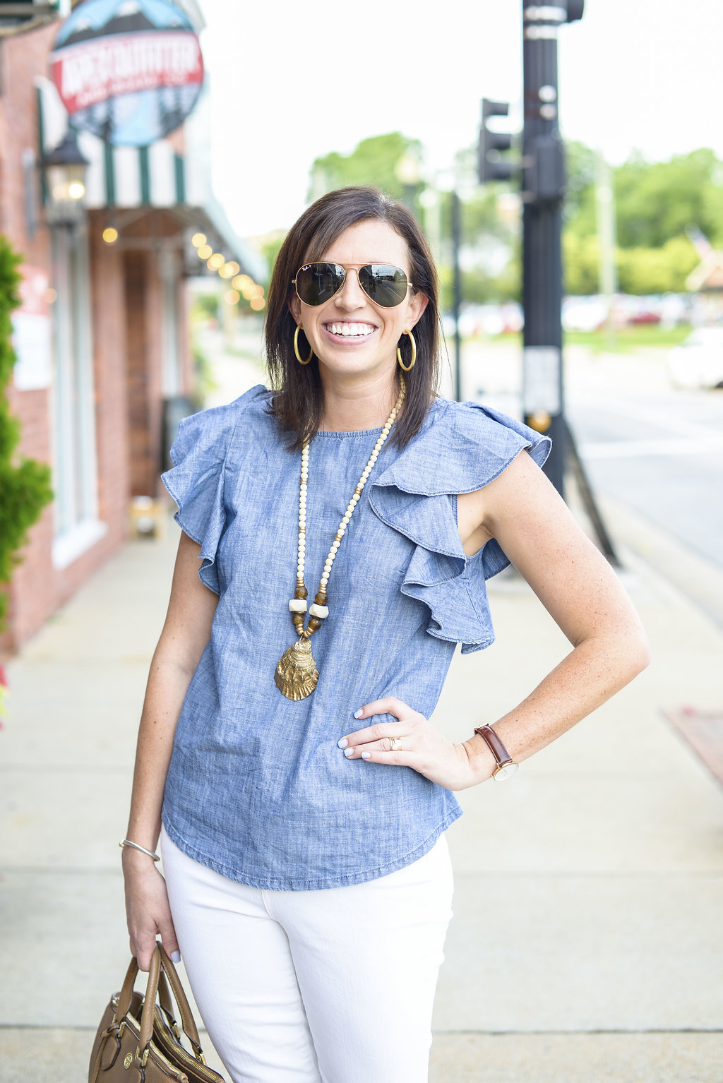 Chambray Ruffles & White Denim for the 4th of July - @mbg0112 - I'm Fixin' To