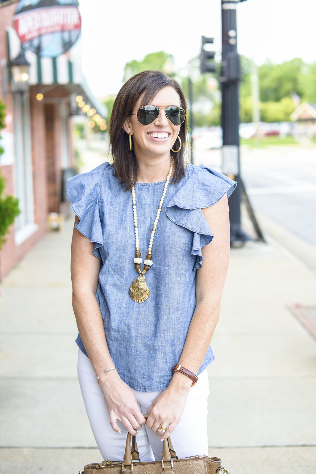 Chambray Ruffles & White Denim for the 4th of July - @mbg0112 - I'm Fixin' To