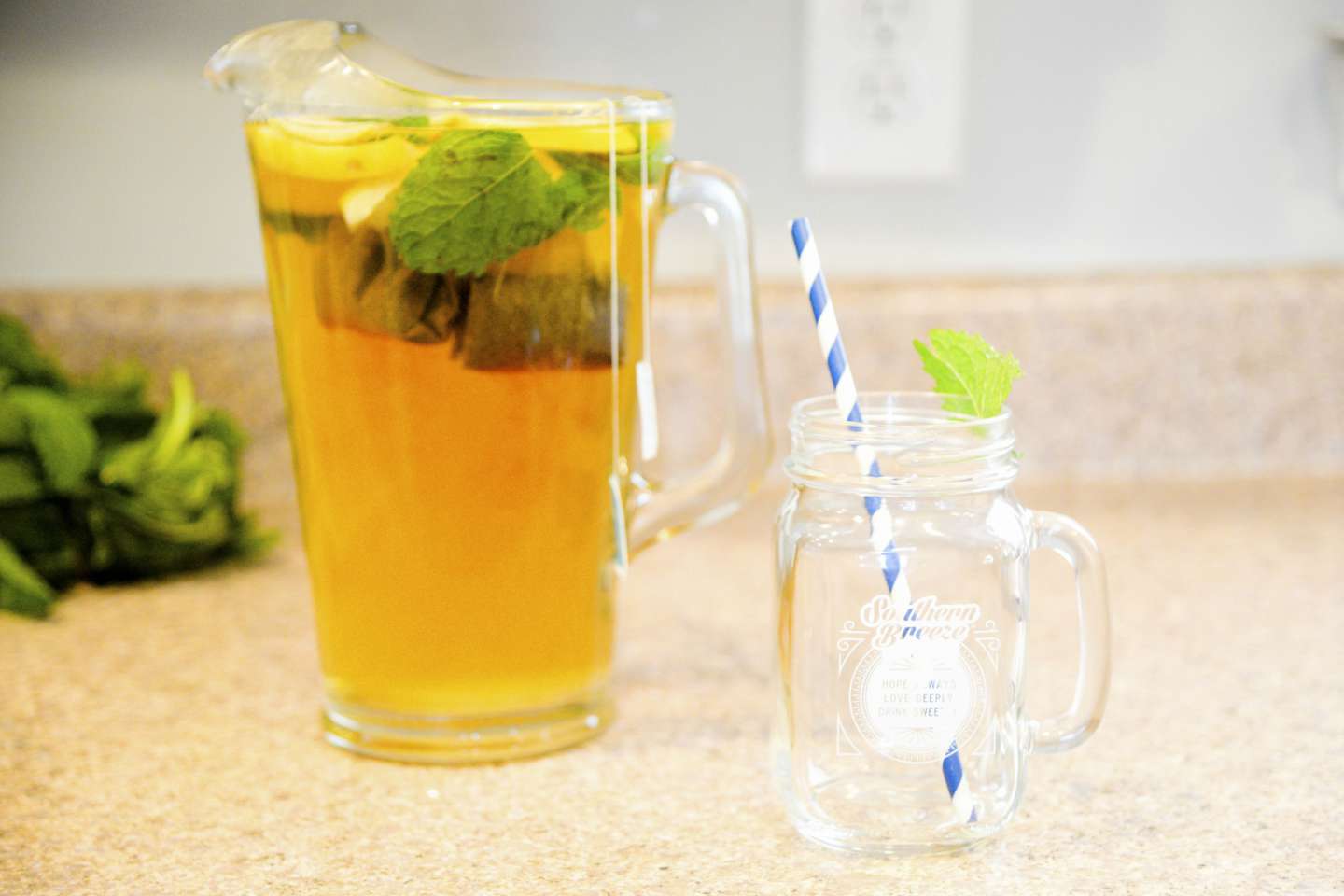 Mint Julep Sweet Tea with Southern Breeze Sweet Tea - I'm Fixin' To - @mbg0112