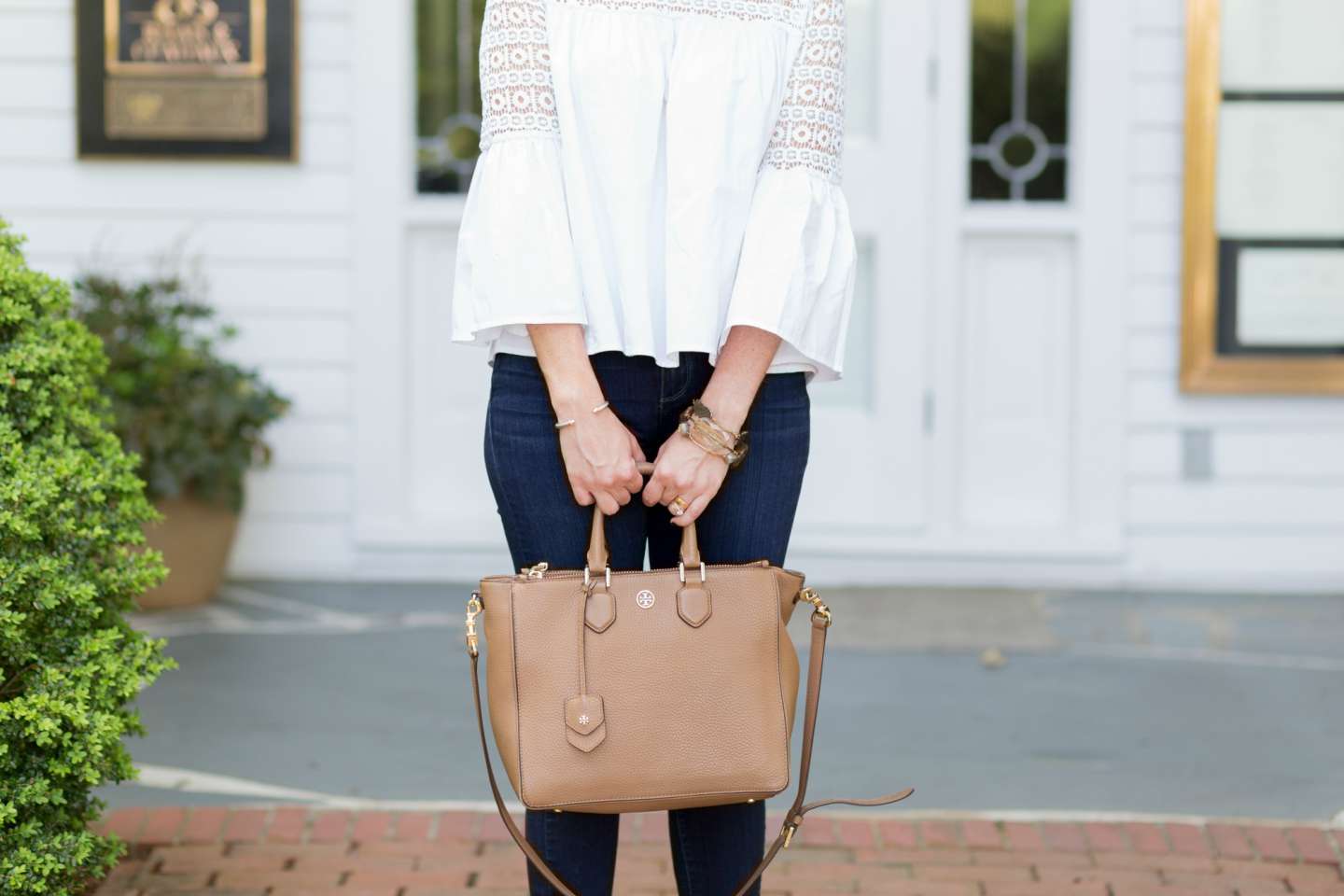 White Lace Top for Date Night at Fearrington Village - I'm Fixin' To - @mbg0112