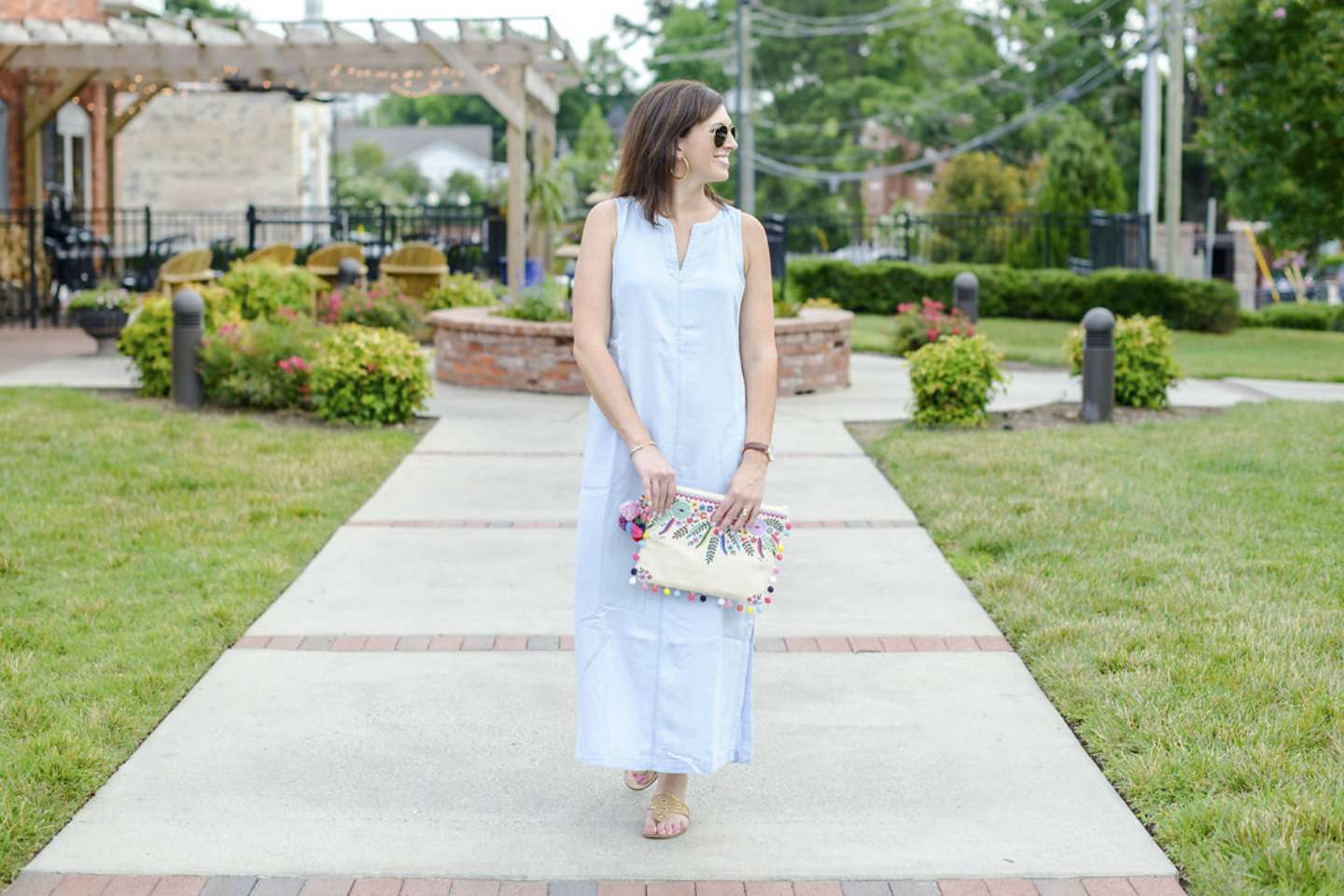Chambray Maxi Dress + a Tassel Clutch - @mbg0112 - I'm Fixin' To