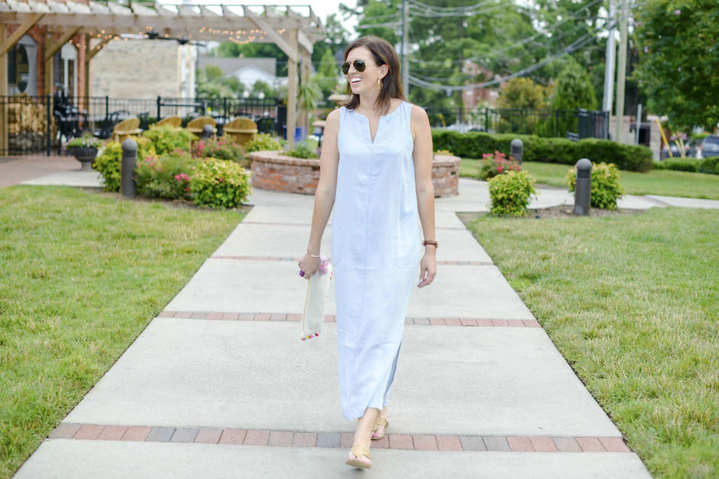 Chambray Maxi Dress + a Tassel Clutch - @mbg0112 - I'm Fixin' To