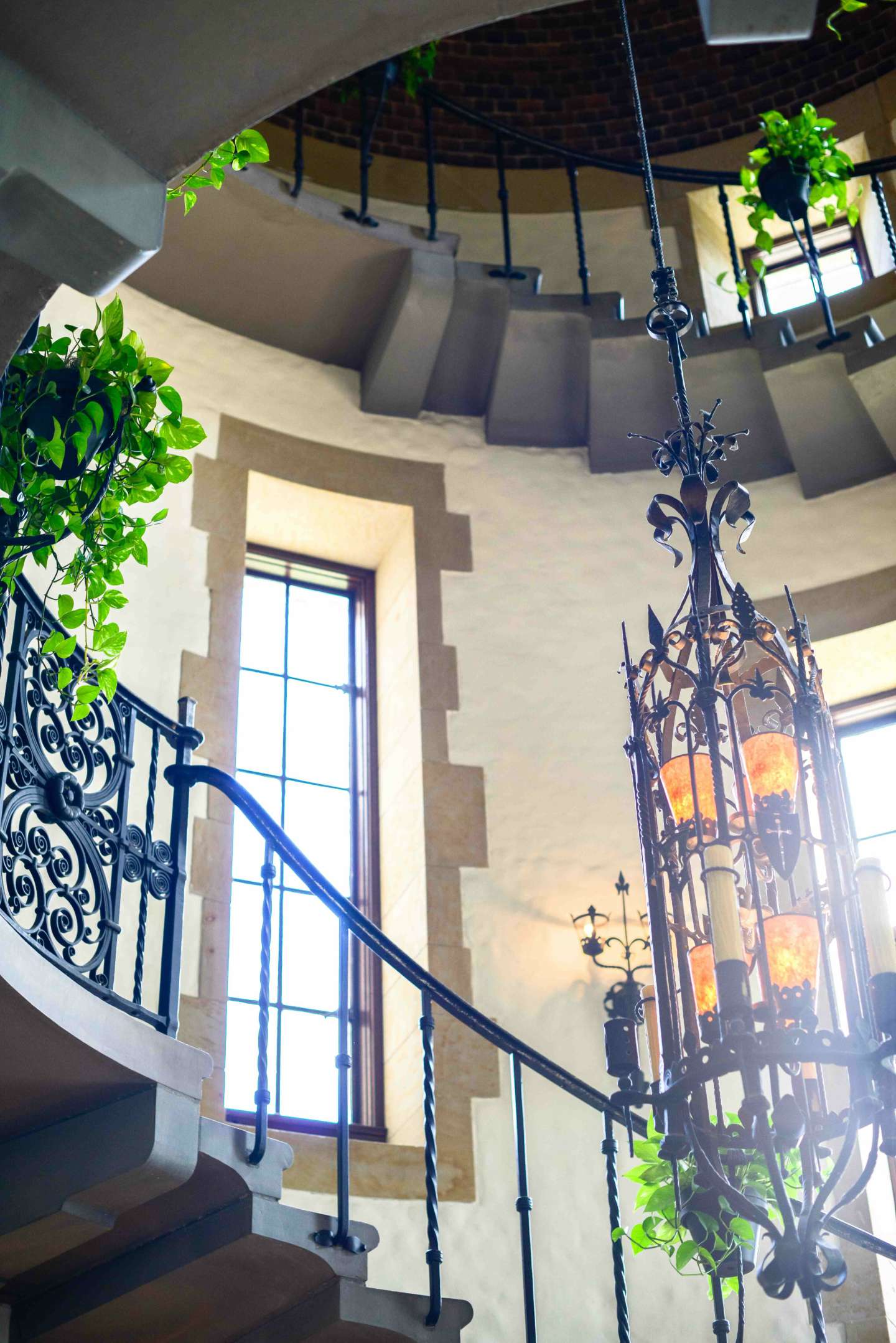 Exploring Graylyn Estate in Winston-Salem - I'm Fixin' To - @mbg0112