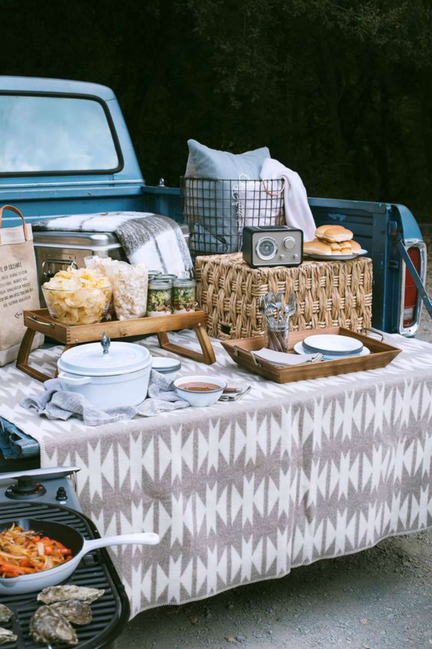 4 Dishes for National Tailgate Weekend - I'm Fixin' To - @mbg0112