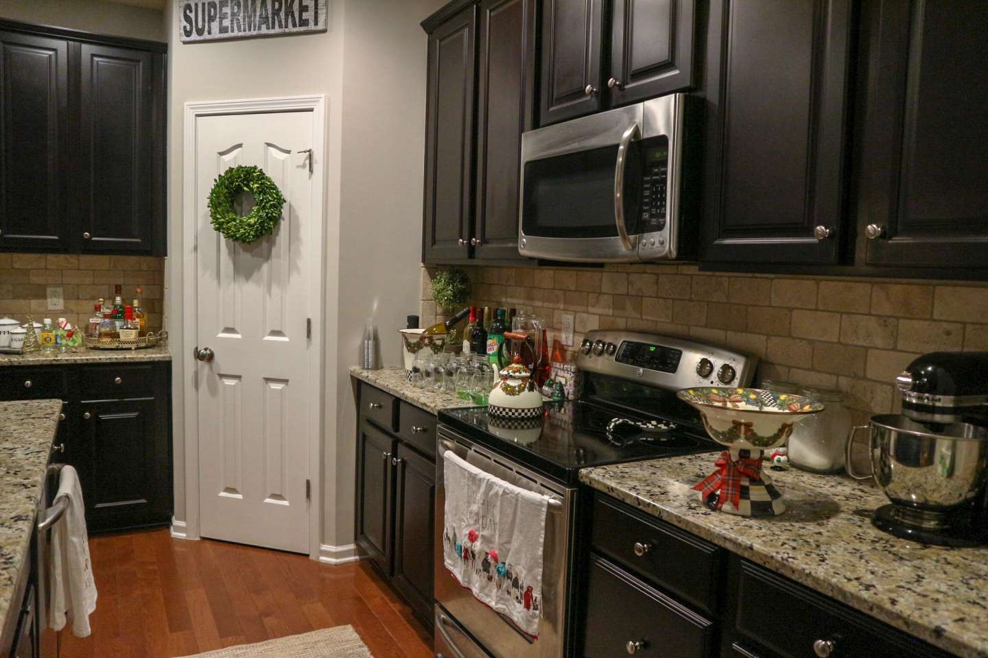 How to Host a Holiday Gathering with Zoës Kitchen - I'm Fixin' To - @mbg0112