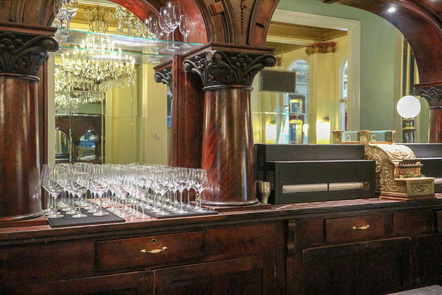 Our Holiday Weekend at New Orleans Le Pavillon - I'm Fixin' To - @mbg0112 - Our Holiday Weekend at Le Pavillon Hotel in New Orleans popular North Carolina travel blogger I'm Fixin' To