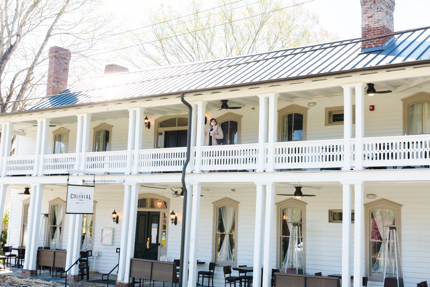 the colonial inn exterior Hillsborough Travel Guide: What to Do and Where to Stay