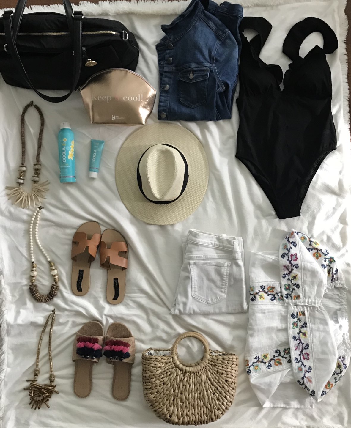 Warm Weather Packing Essentials - I'm Fixin' To - @mbg0112