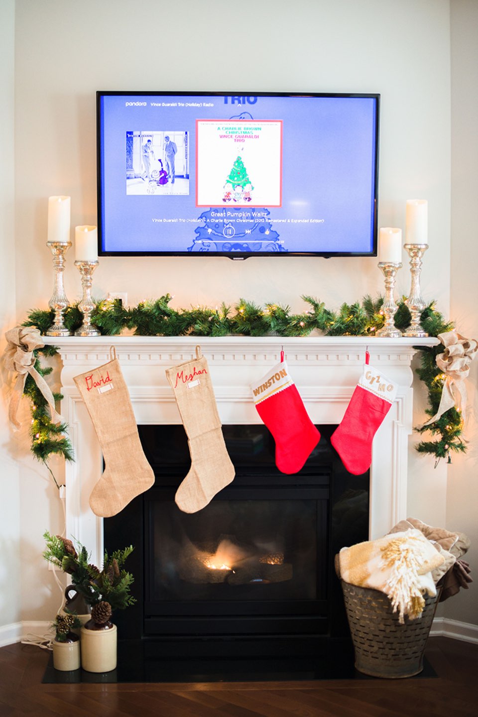 Holiday Decoration Must Haves for 2018 - I'm Fixin' To - @mbg0112
