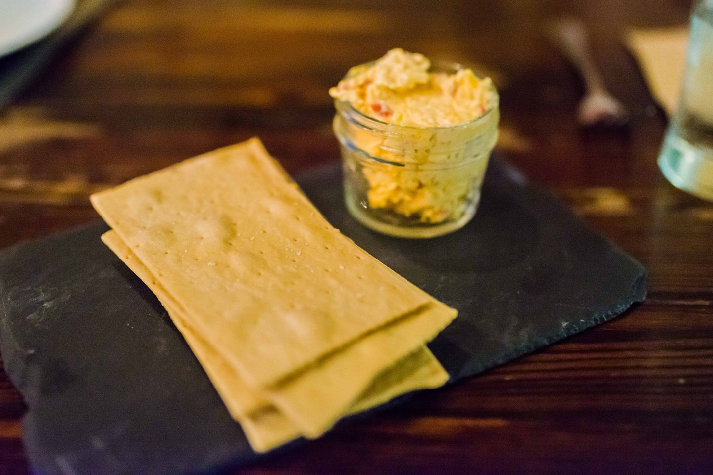 Raleigh Favorite: Driftwood Southern Kitchen - I'm Fixin' To - @mbg0112 | Driftwood Southern Kitchen review by top Raleigh blog, I'm Fixin' To