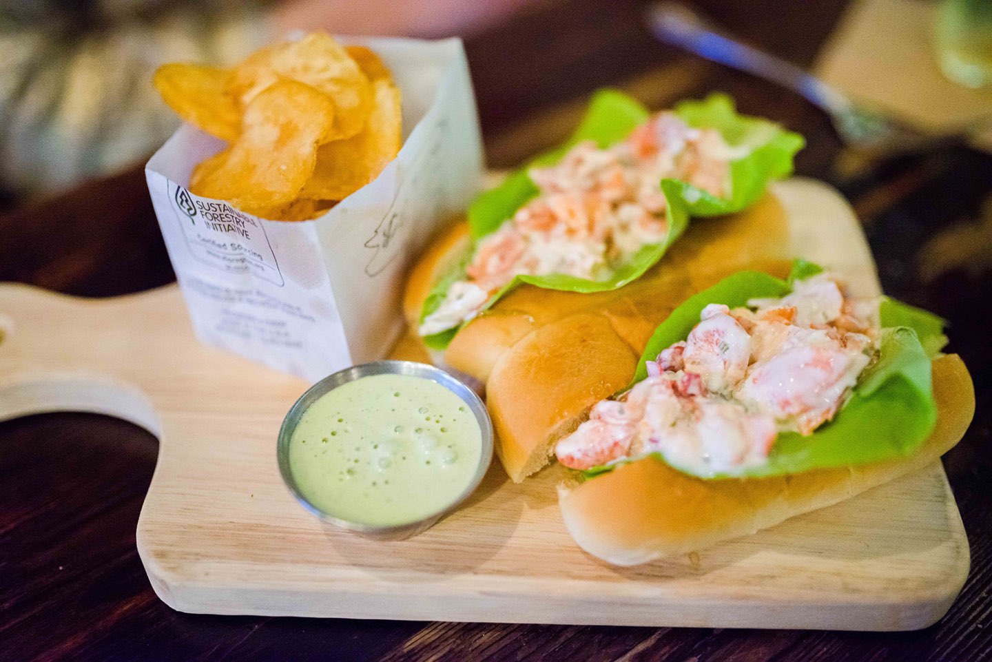 Raleigh Favorite: Driftwood Southern Kitchen - I'm Fixin' To - @mbg0112 | Driftwood Southern Kitchen review by top Raleigh blog, I'm Fixin' To