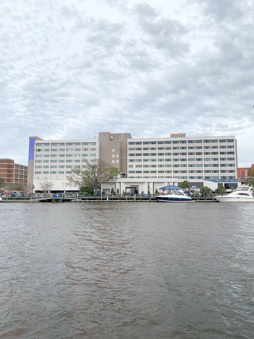 North Carolina Hotel: Hotel Ballast in Wilmington, NC - I'm FIxin' To - @mbg0112 | Hotel Ballast in Wilmington, NC review featured by top North Carolina travel blogm, I'm Fixin' To