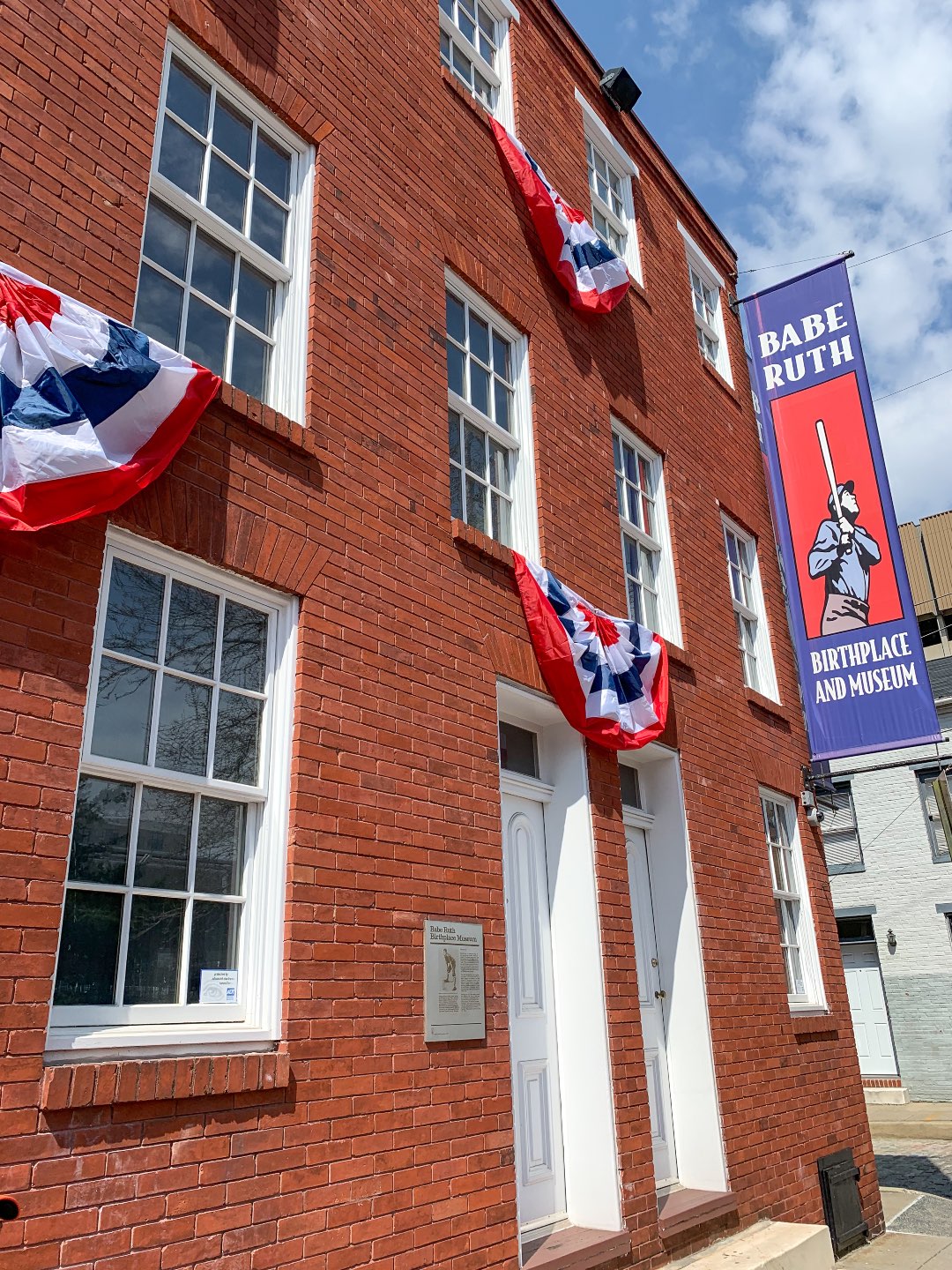 Travel Guide: the Ultimate Weekend Getaway in Baltimore - I'm Fixin' To - @mbg0112 |  The Ultimate Weekend in Baltimore: the best things to do in Baltimore featured by top US travel blog, I'm Fixin' To