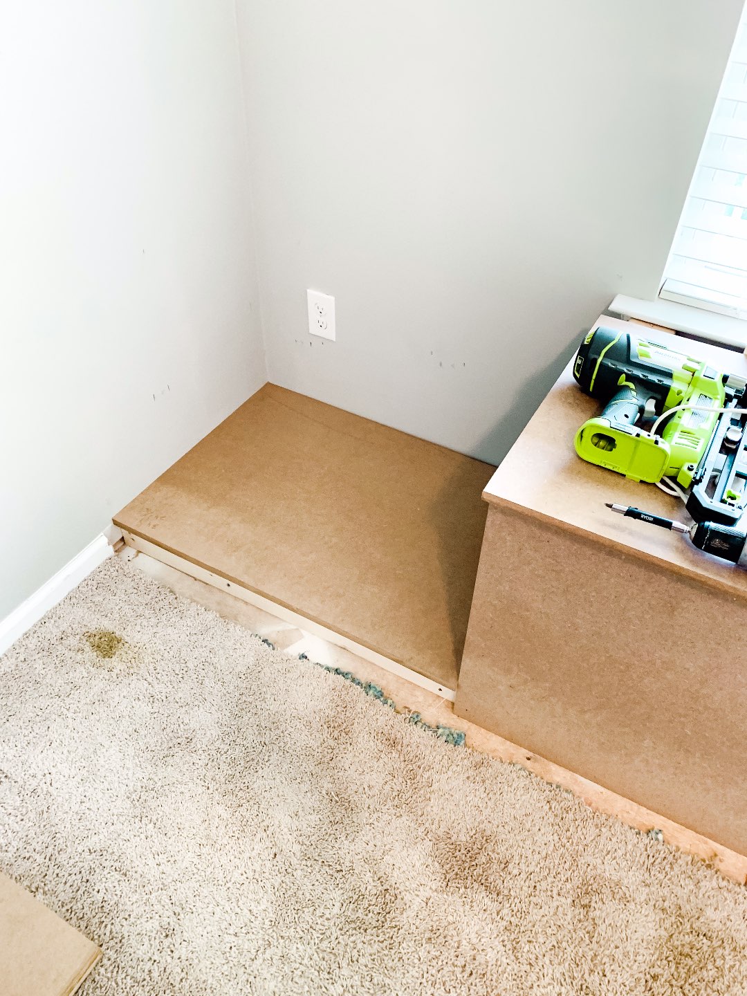 How to Update your Home Office with Home Office Built-Ins featured by top US life and style blog, I'm Fixin' To | How We Updated Our Home Office with Built-Ins: Part 1 - I'm Fixin' To - @mbg0112