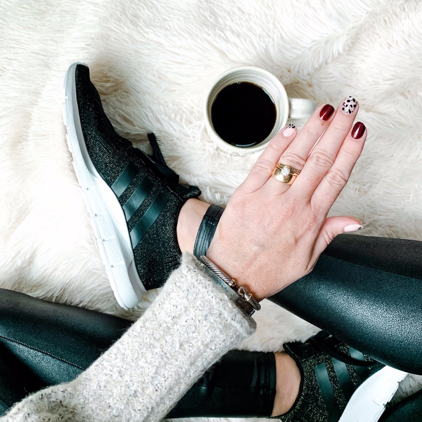 October 2019 Instagram Fashion Roundup featured by top US fashion blog, I'm Fixin' To | Welcome November + October 2019 Instagram Roundup - I'm Fixin' To - @mbg0112