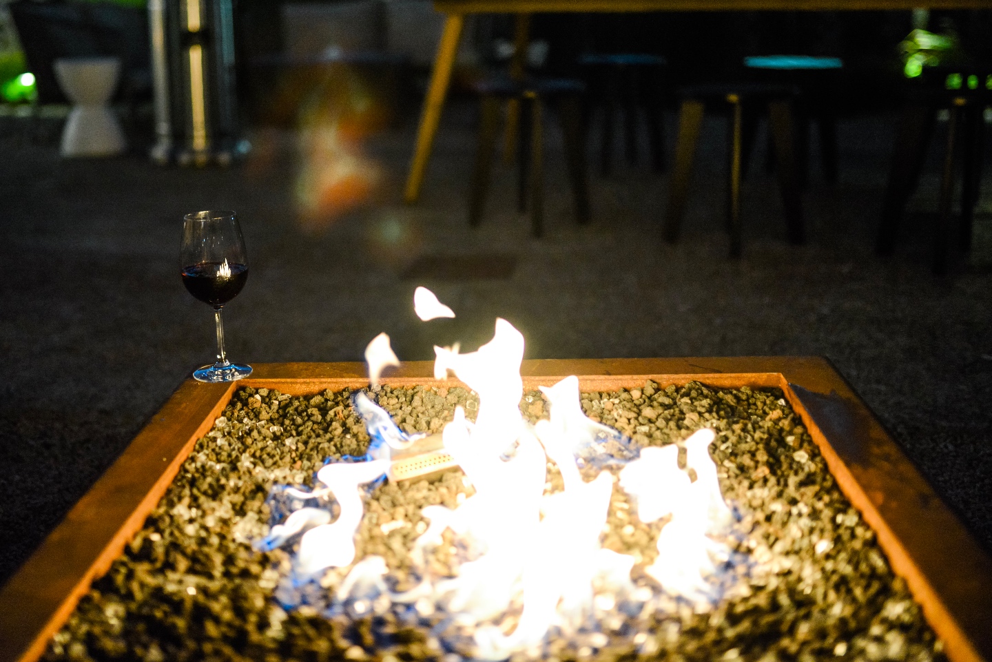 Restaurants with Patios in the Triangle by popular NC lifestyle blog, I'm Fixin' To: image of a outdoor fire pit.