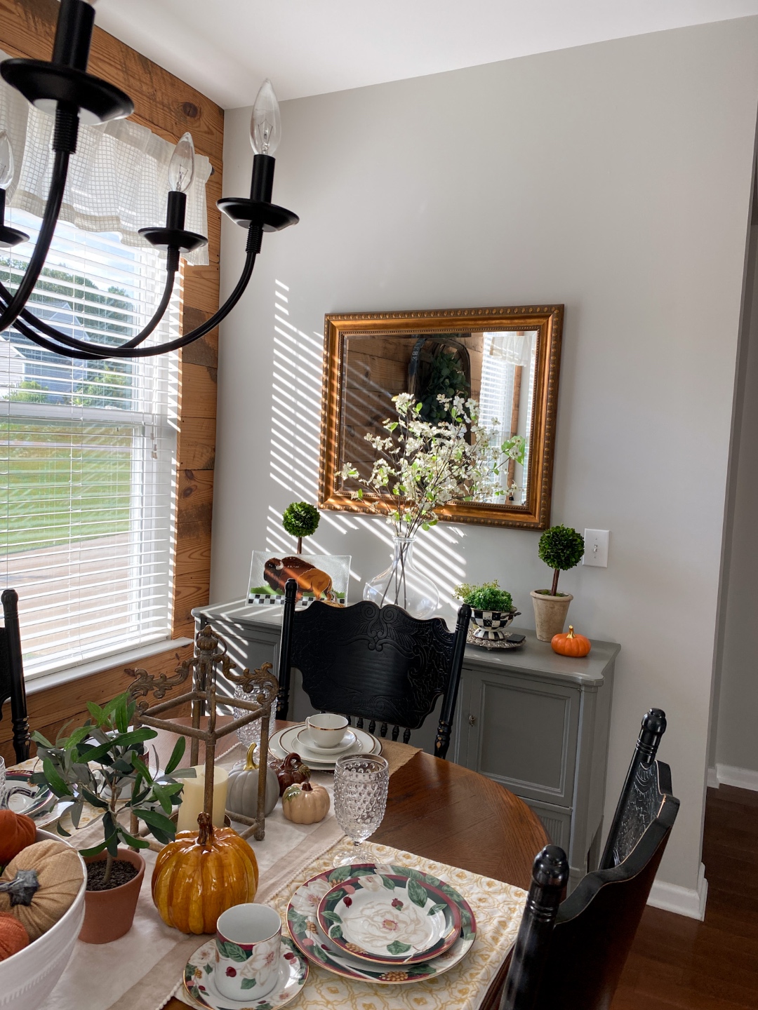 Fall Home Tour 2021 featured by top NC lifestyle blogger, I'm Fixin' To