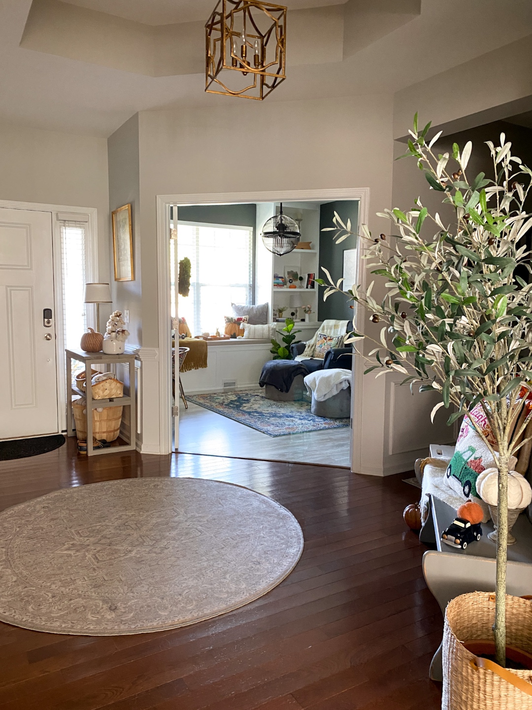 Fall Home Tour 2021 featured by top NC lifestyle blogger, I'm Fixin' To