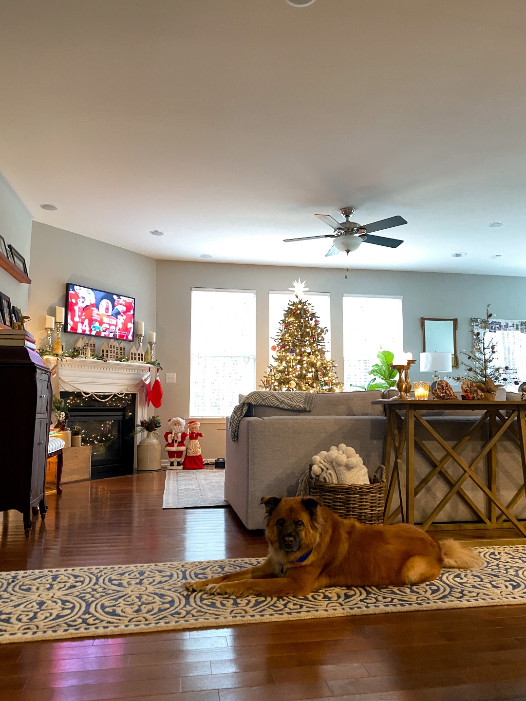 Holiday Home Tour 2021 by top NC lifestyle blogger, I'm Fixin' To