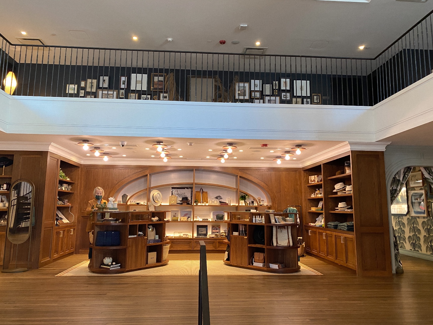 Emeline Hotel in Charleston SC reviewed by top US travel blogger, I'm Fixin' To