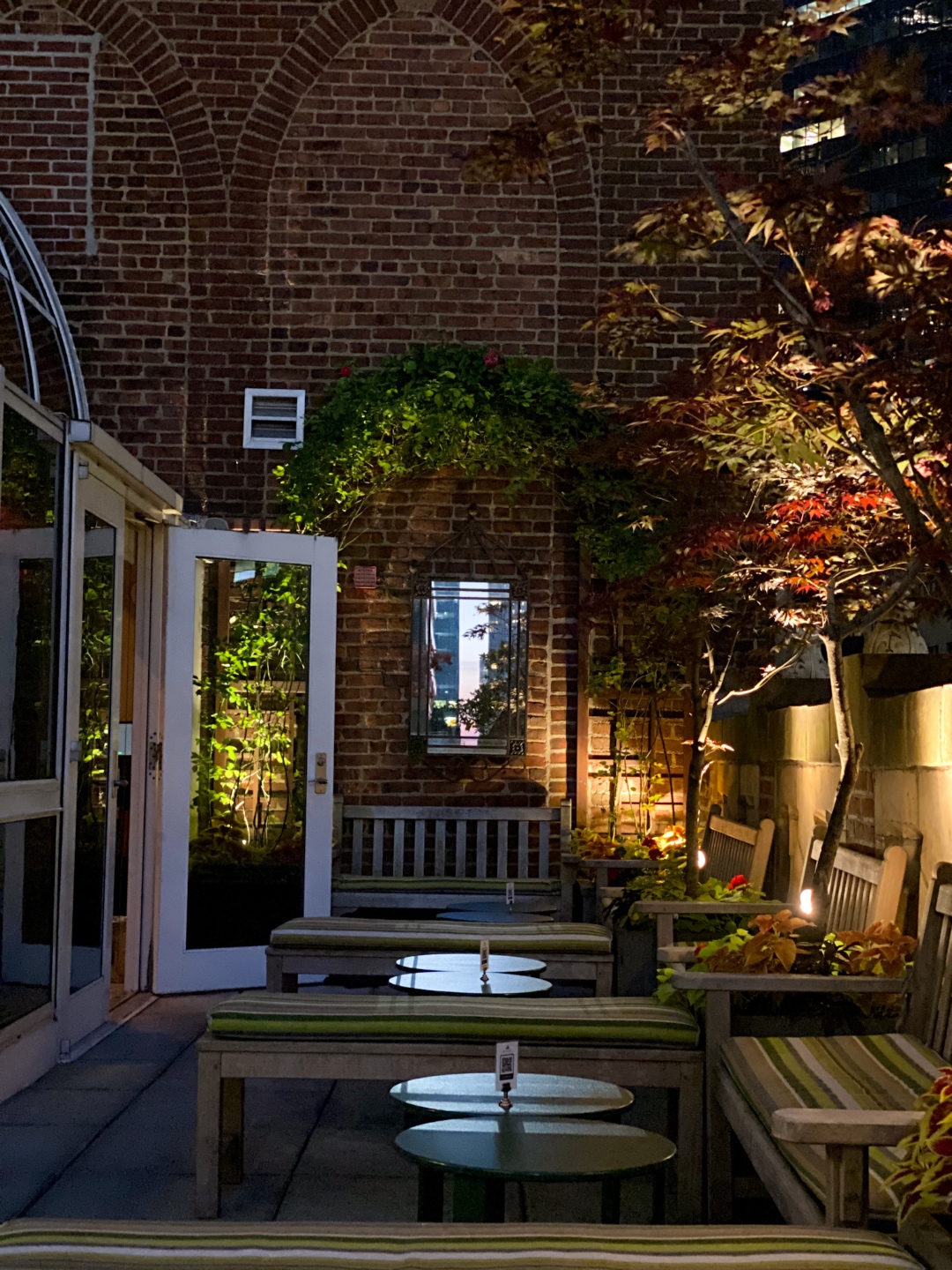 Weekend Getaway: The Library Hotel in New York City, a Review