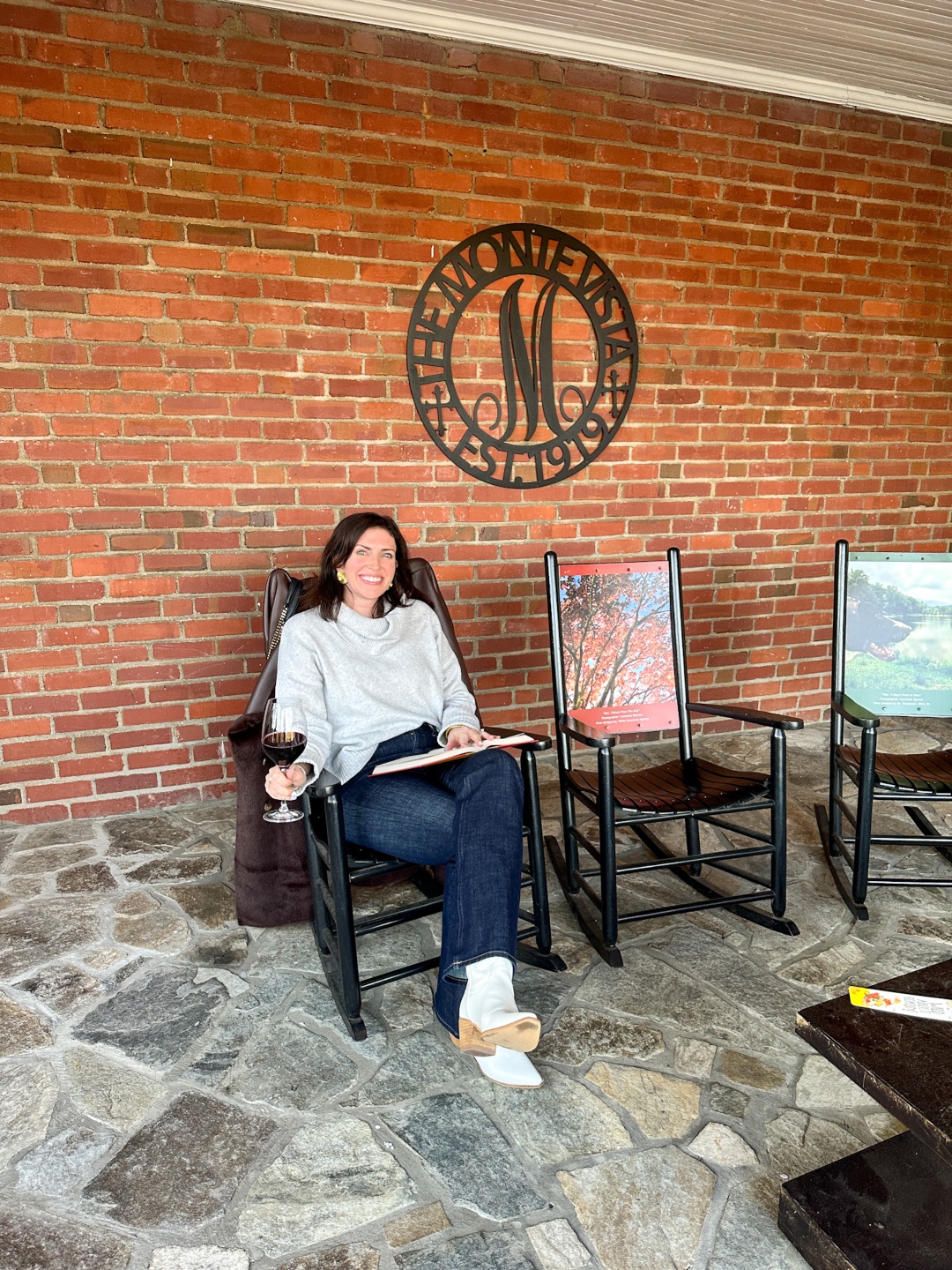 5 Books I Read in March 2023 - I'm Fixin' To - @imfixintoblog