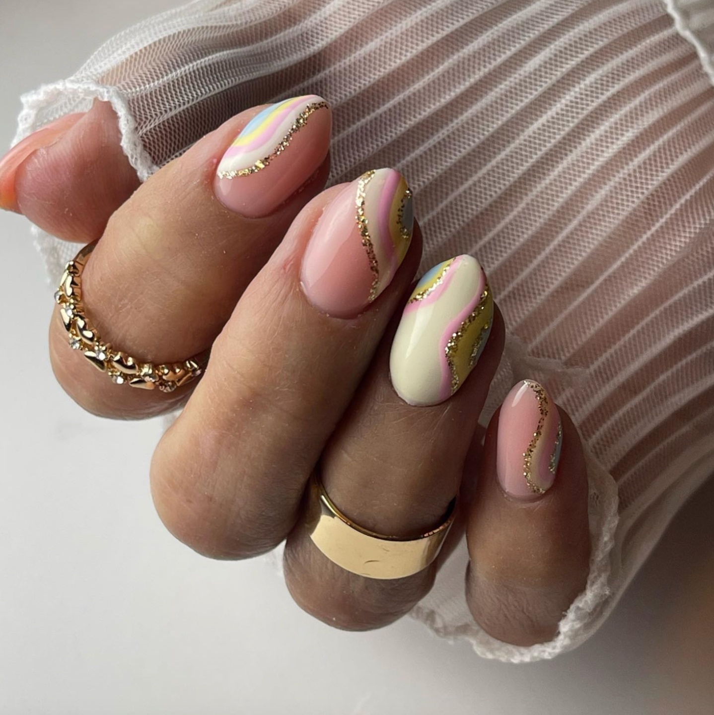 manicure ideas gold pastel colors manicure ideas for summer in gold pastel colors