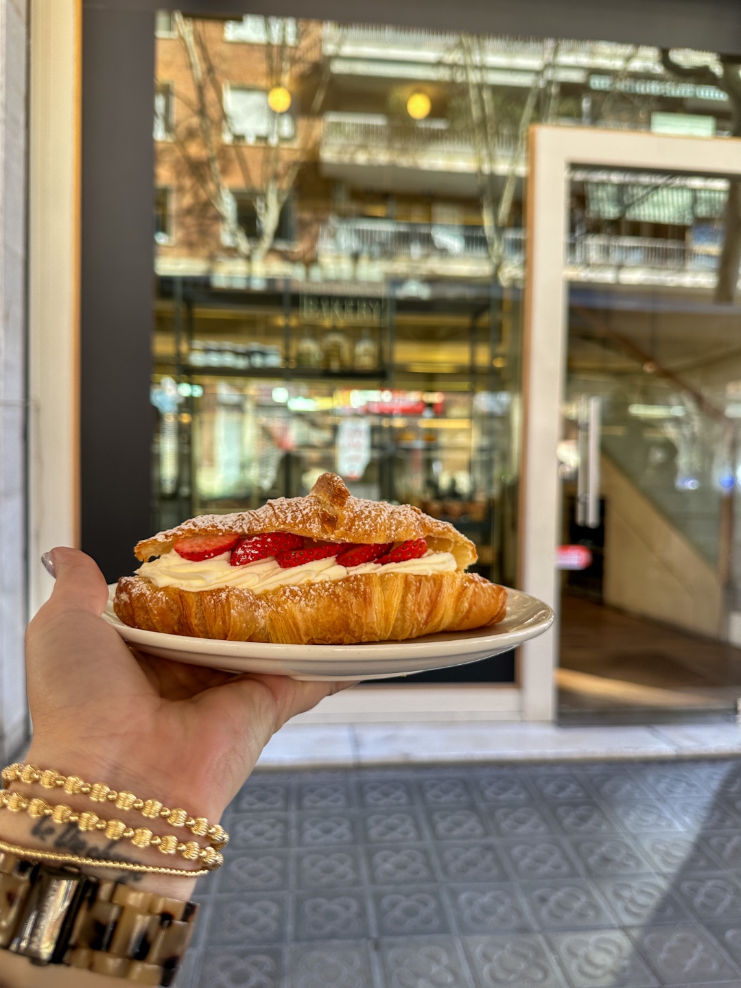 croissant dessert