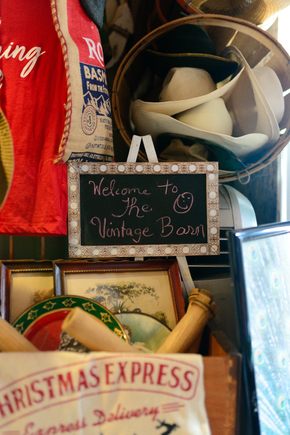The Vintage Barn 10 Best North Carolina Antique & Thrift Thrift Stores