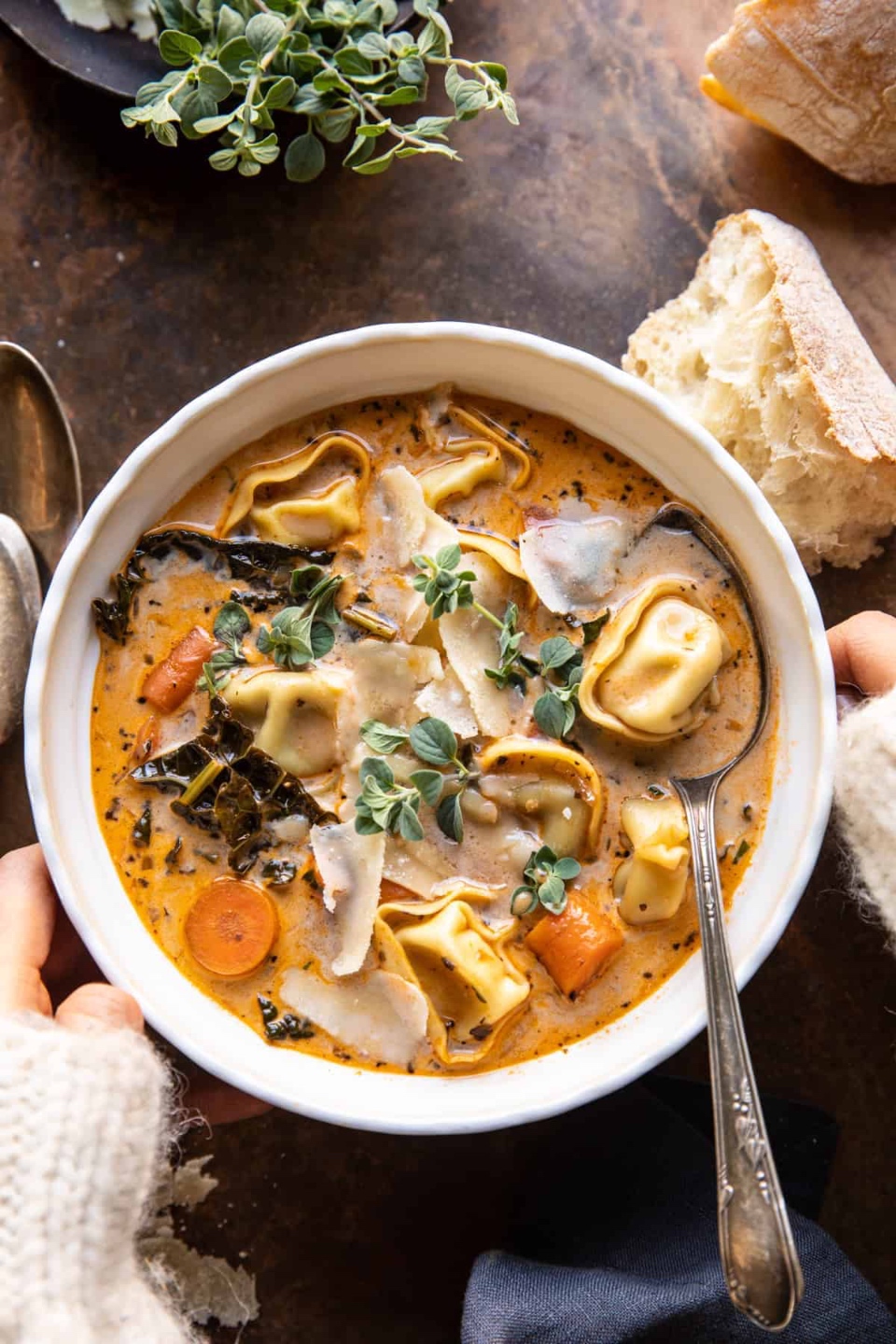 Slow-Cooker Creamy Vegetable Tortellini Soup Slow-Cooker Creamy Vegetable Tortellini Soup