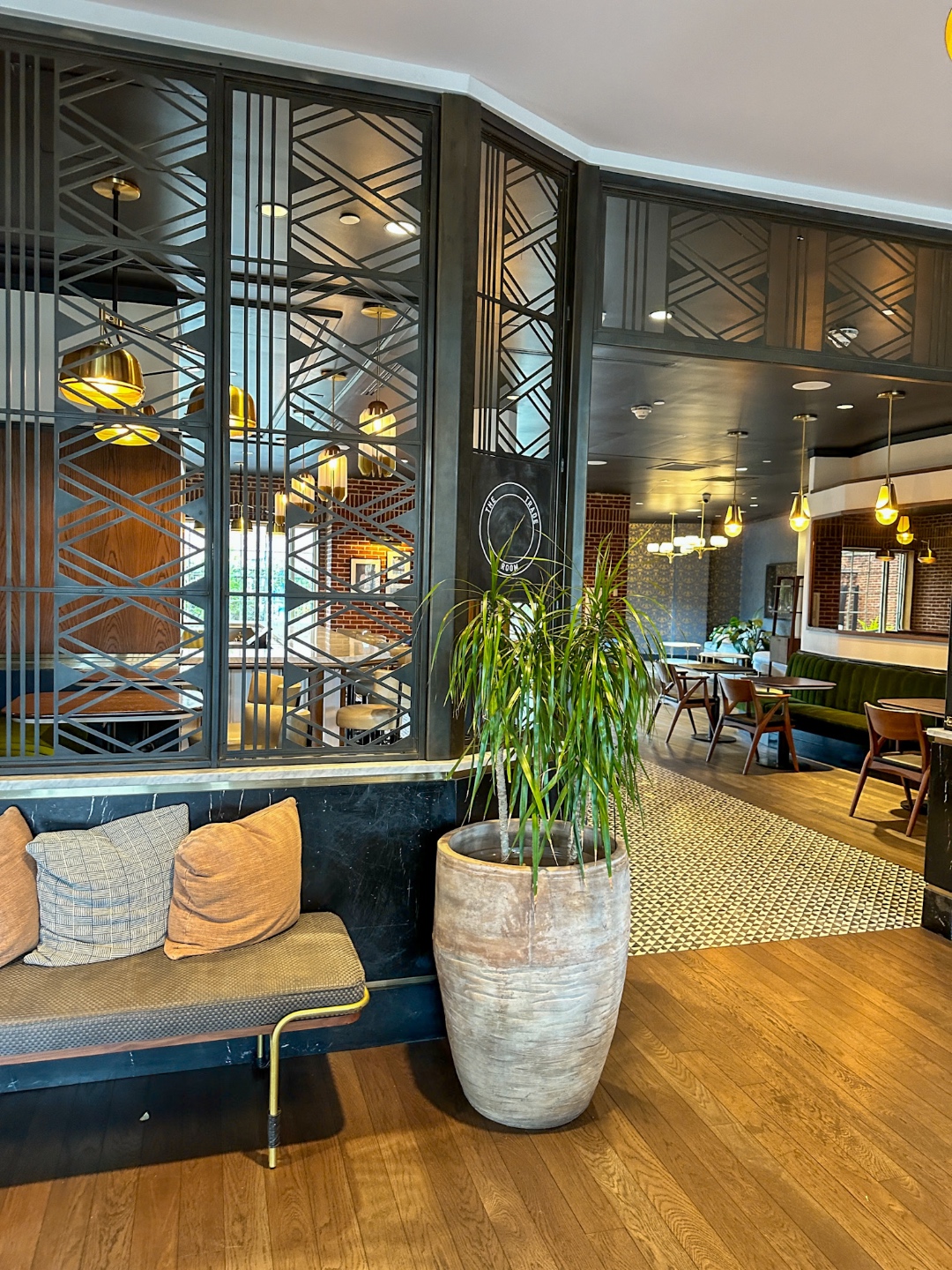 Alida Hotel Savannah GA Review - I'm Fixin' To - @imfixintoblog