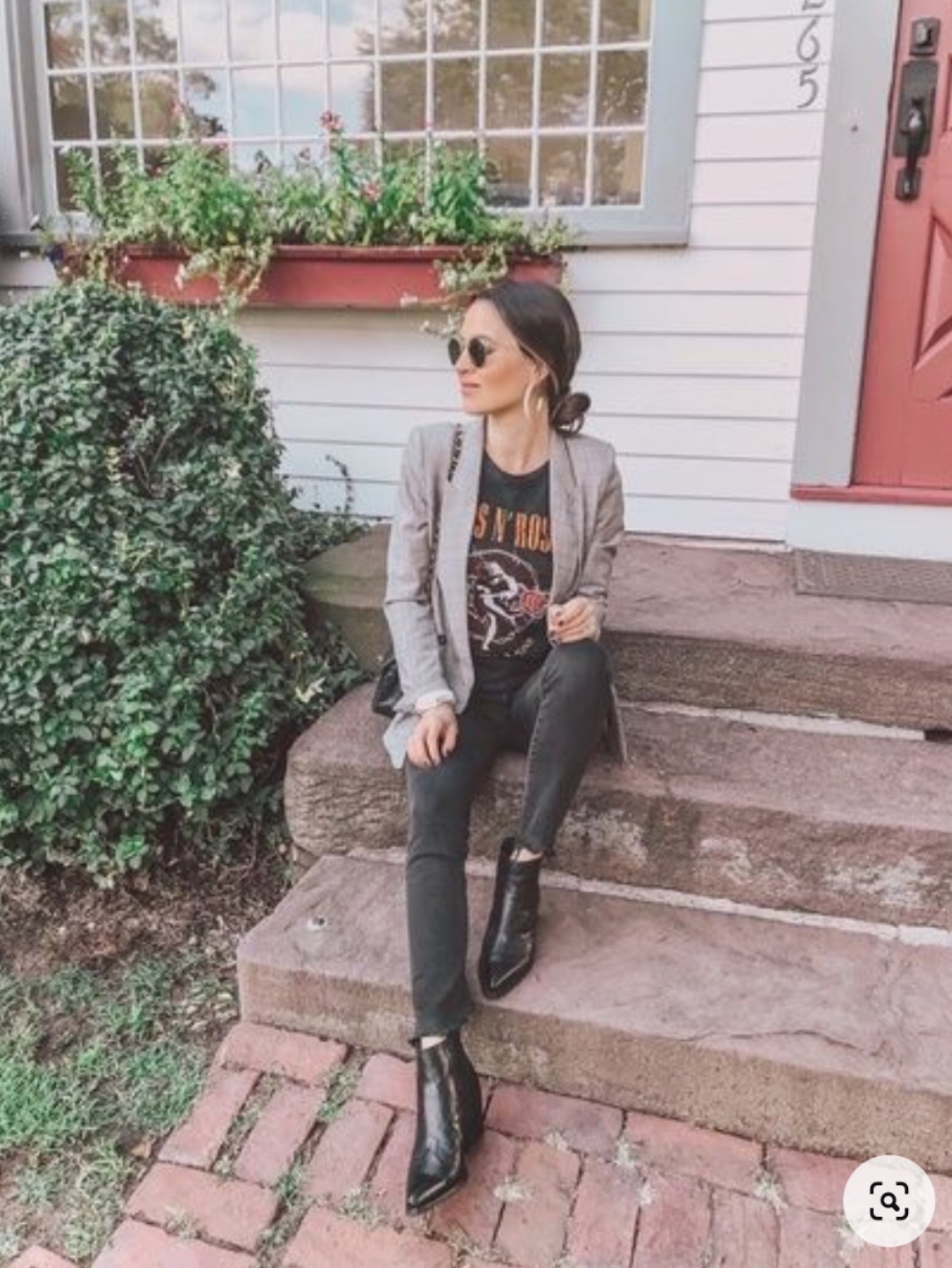 Cute Graphic Tee Outfits for Spring