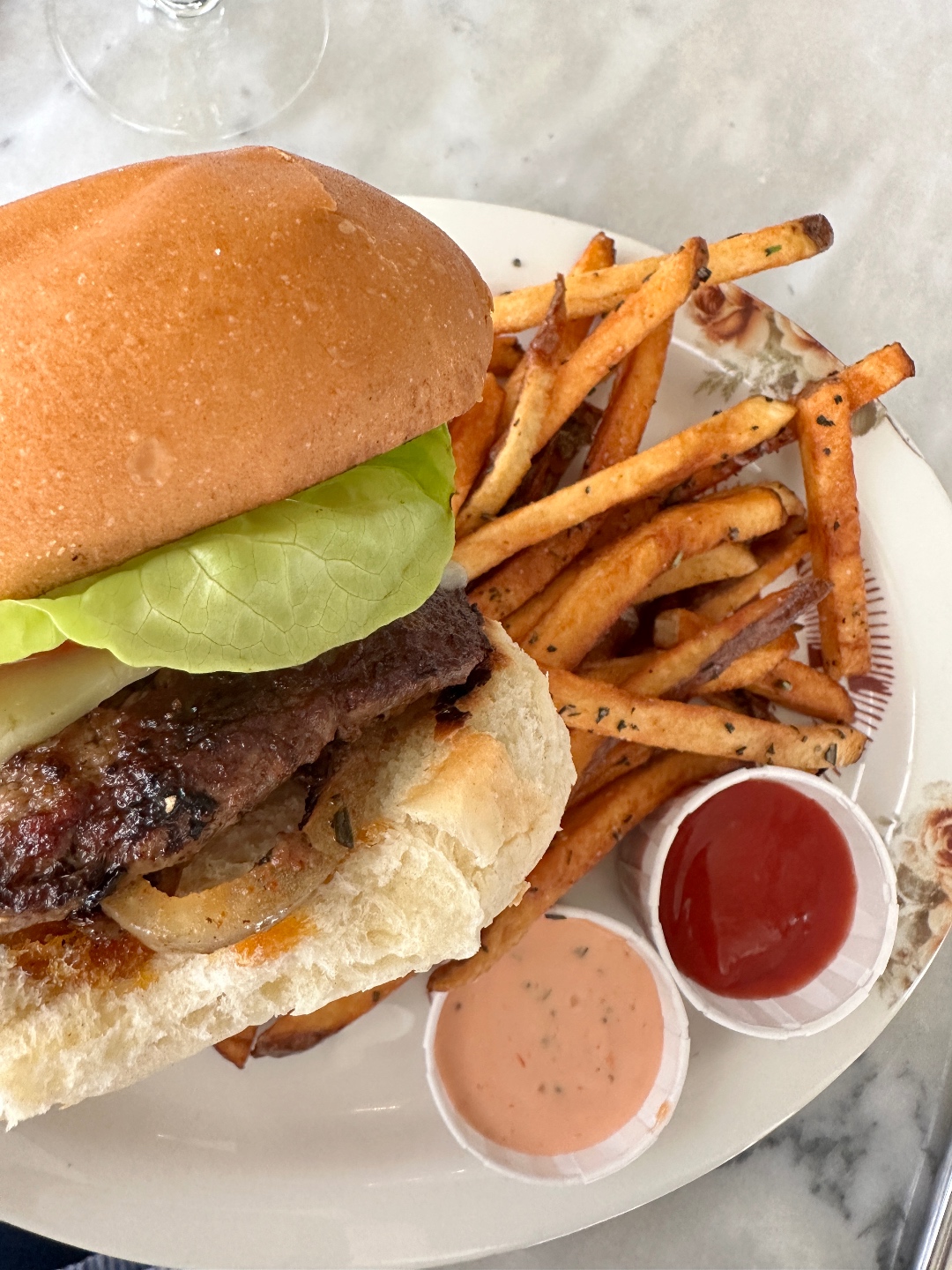 5 Best Burger Spots in Raleigh, Ranked - I'm Fixin' To - @imfixintoblog