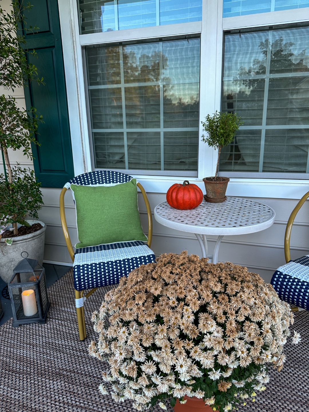 fall front porch mums fall front porch mums