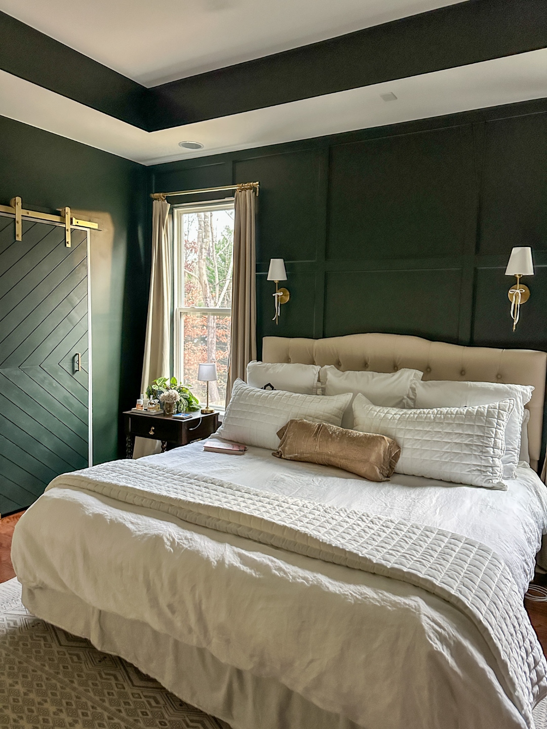 Velvet Quilt with 2 Pillow Shams